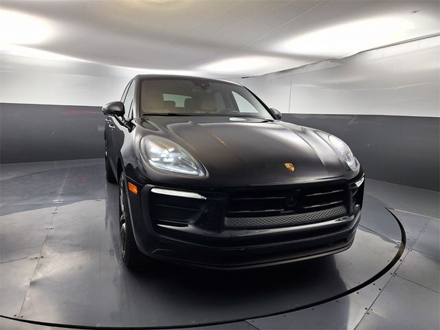 2023 Porsche Macan T