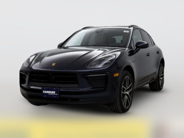 2023 Porsche Macan 