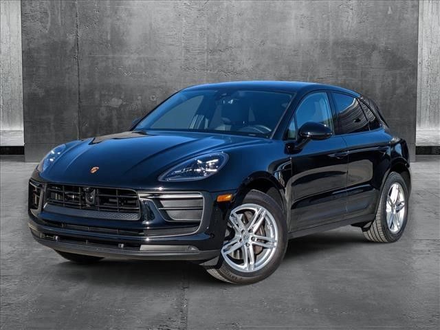 2023 Porsche Macan Base