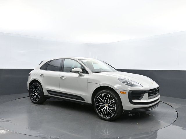 2023 Porsche Macan 