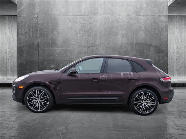 2023 Porsche Macan Base