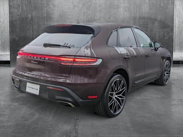 2023 Porsche Macan Base