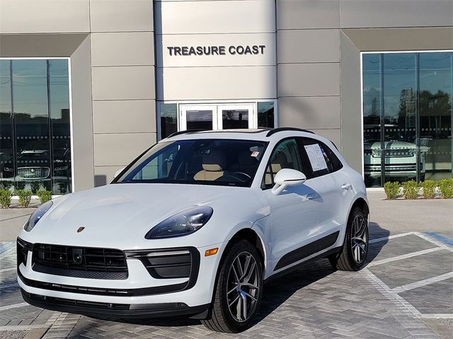 2023 Porsche Macan T