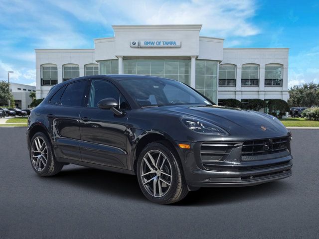 2023 Porsche Macan 