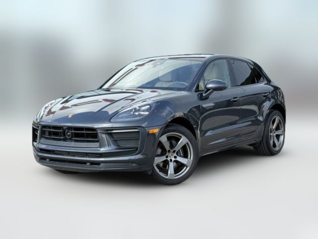 2023 Porsche Macan Base