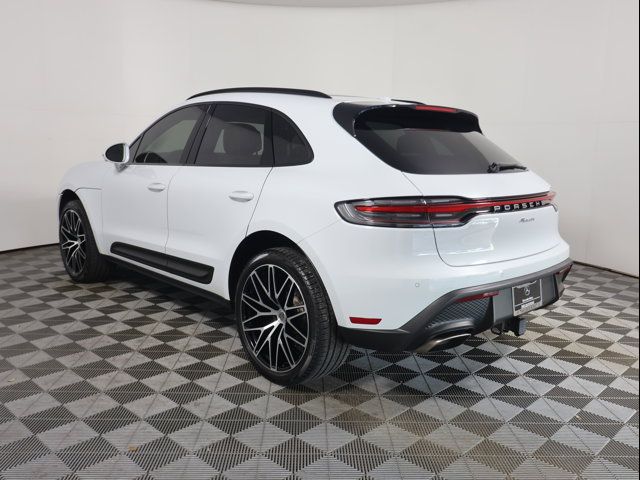 2023 Porsche Macan 