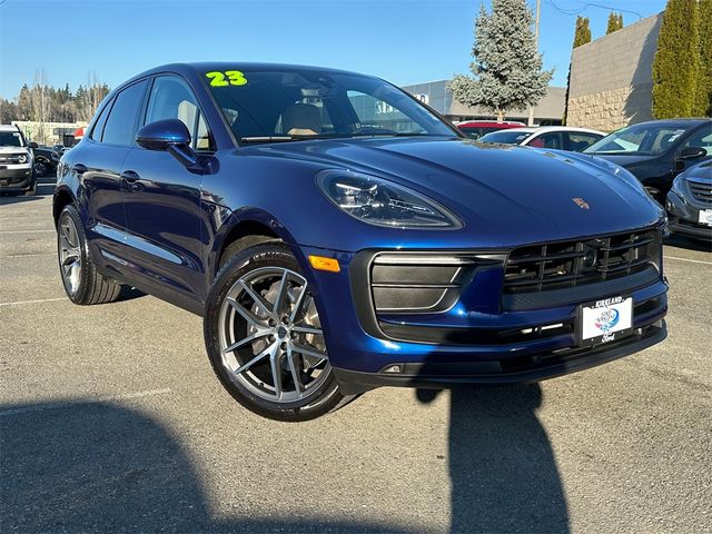 2023 Porsche Macan T