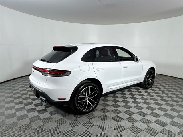 2023 Porsche Macan Base