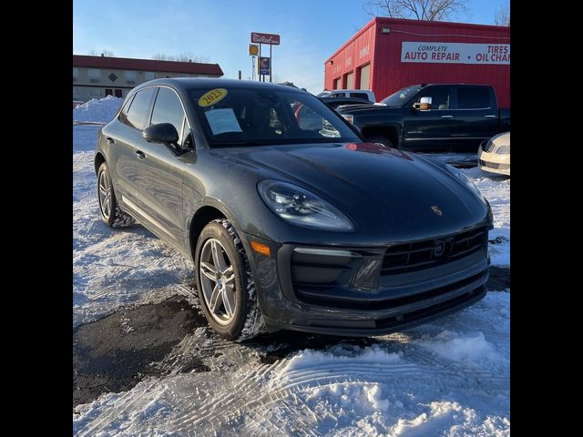 2023 Porsche Macan T