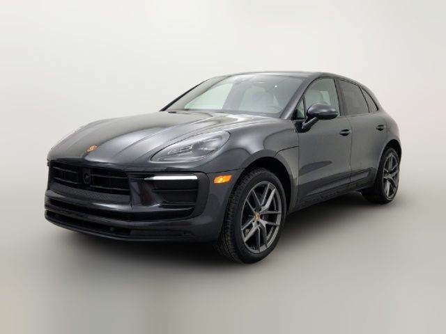 2023 Porsche Macan 