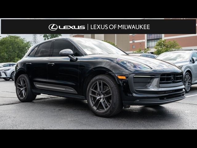 2023 Porsche Macan T