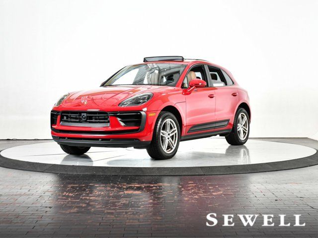 2023 Porsche Macan Base