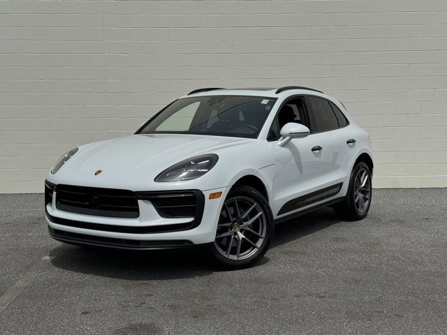 2023 Porsche Macan 