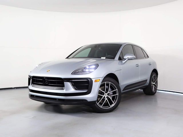 2023 Porsche Macan 