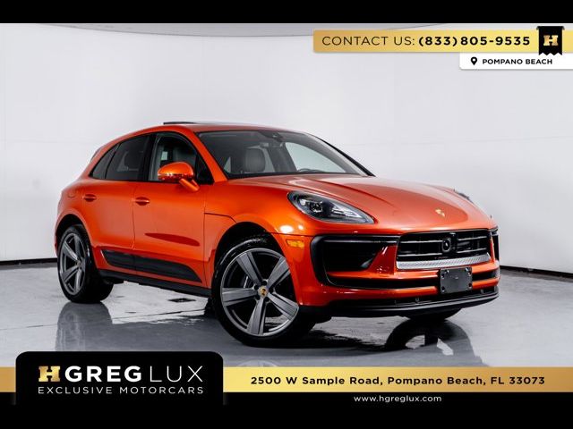 2023 Porsche Macan Base