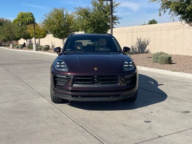 2023 Porsche Macan Base