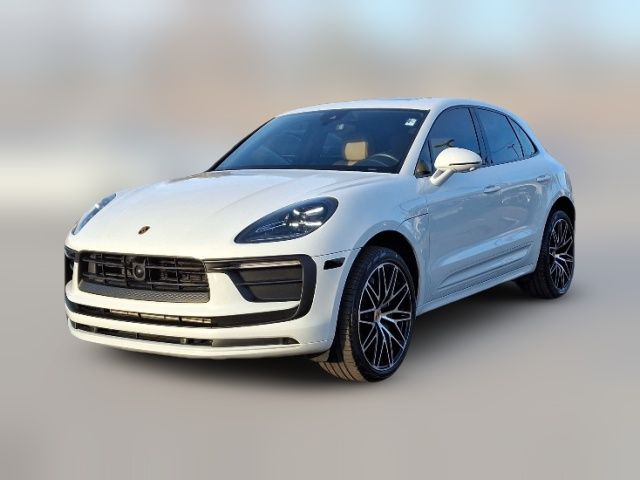 2023 Porsche Macan Base