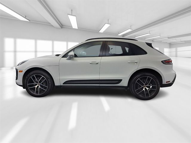 2023 Porsche Macan Base