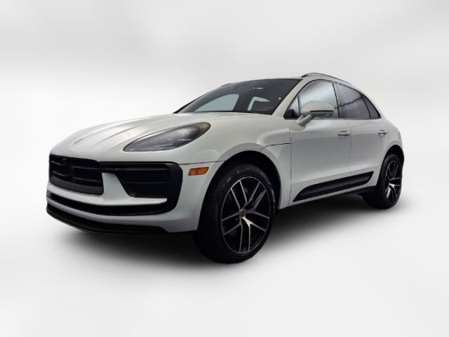 2023 Porsche Macan Base