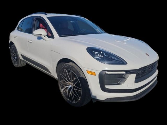 2023 Porsche Macan Base