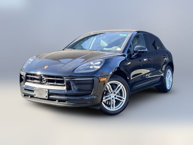 2023 Porsche Macan Base