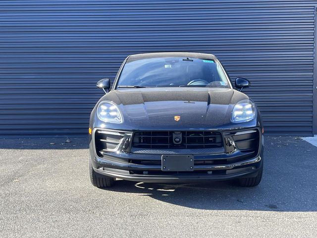 2023 Porsche Macan Base