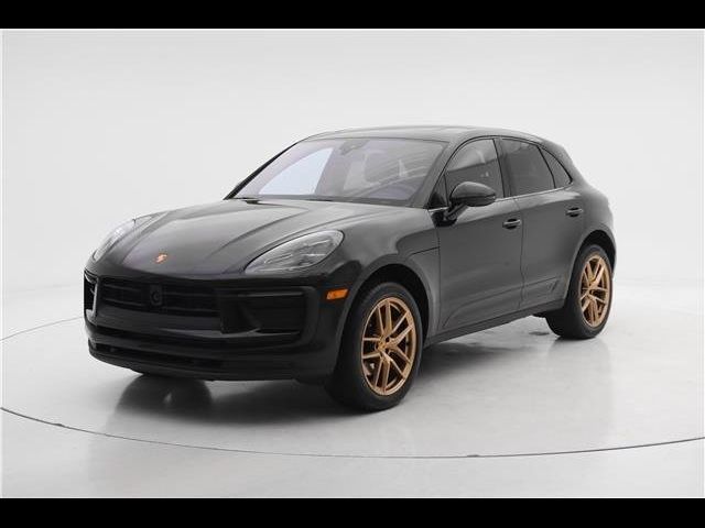 2023 Porsche Macan Base