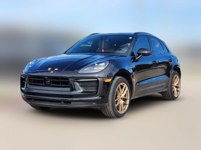 2023 Porsche Macan Base