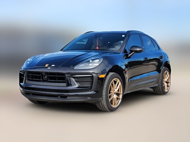 2023 Porsche Macan Base