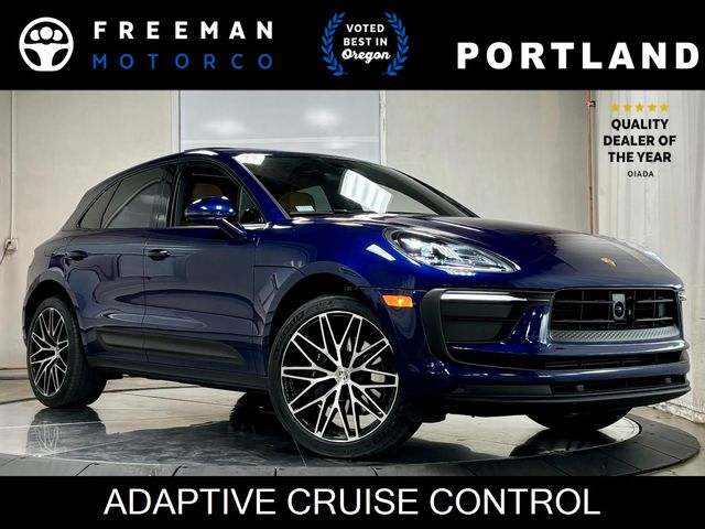 2023 Porsche Macan Base