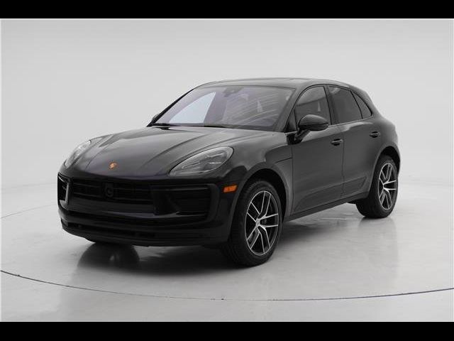 2023 Porsche Macan Base