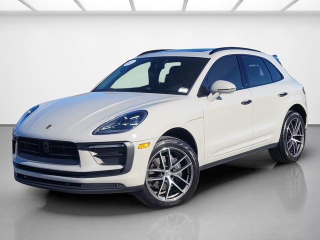 2023 Porsche Macan 