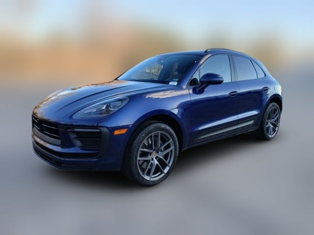 2023 Porsche Macan Base