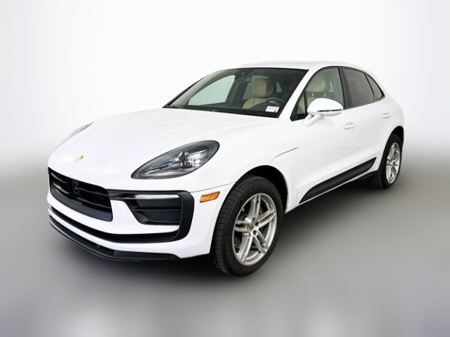 2023 Porsche Macan Base