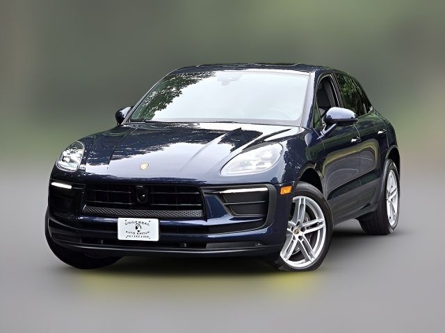2023 Porsche Macan Base