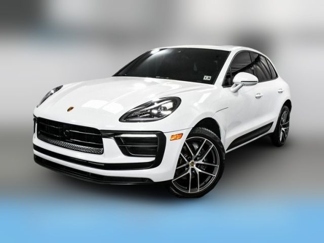 2023 Porsche Macan Base