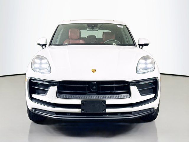 2023 Porsche Macan Base