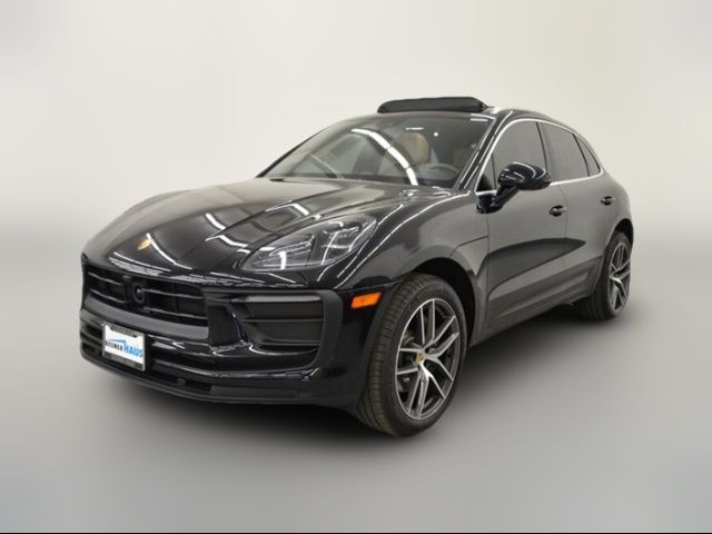 2023 Porsche Macan 