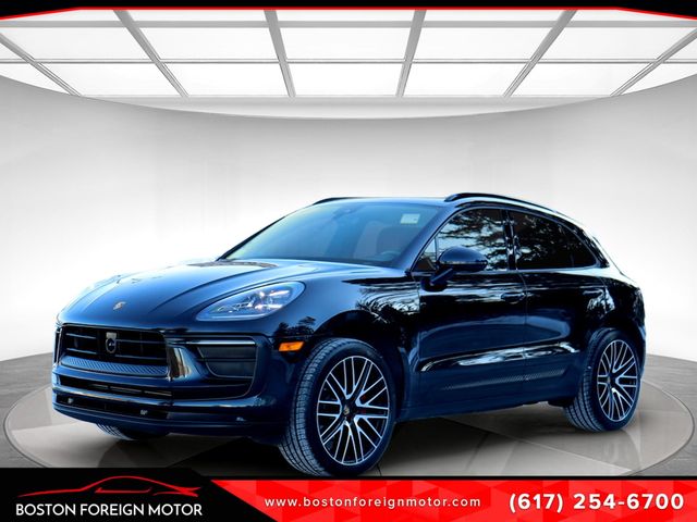 2023 Porsche Macan 