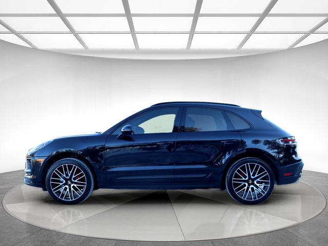 2023 Porsche Macan 