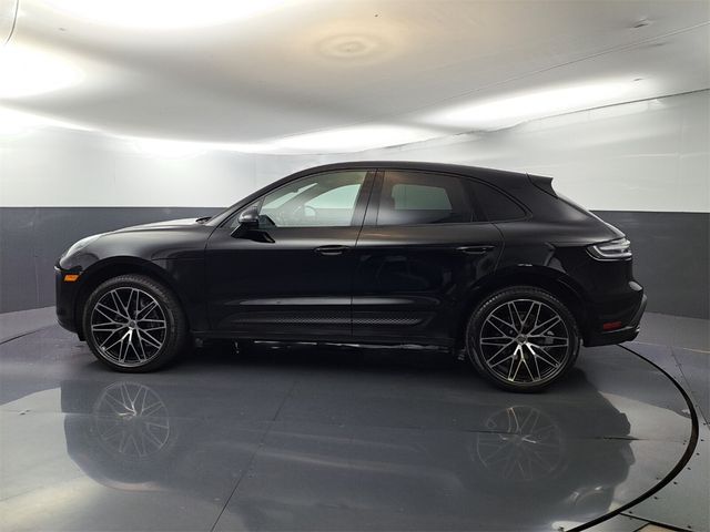 2023 Porsche Macan 