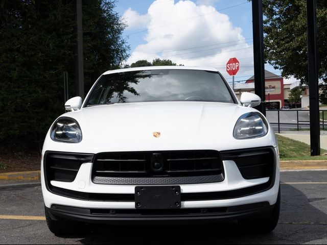 2023 Porsche Macan Base