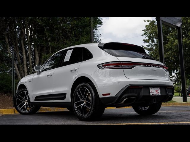 2023 Porsche Macan Base