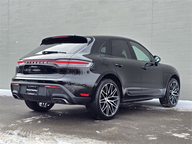 2023 Porsche Macan Base