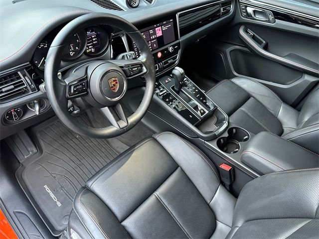 2023 Porsche Macan 