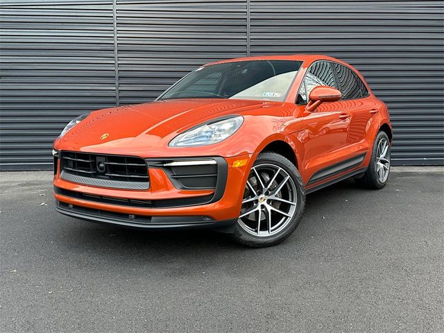 2023 Porsche Macan 