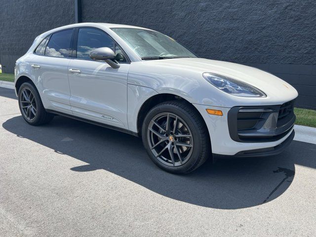 2023 Porsche Macan T