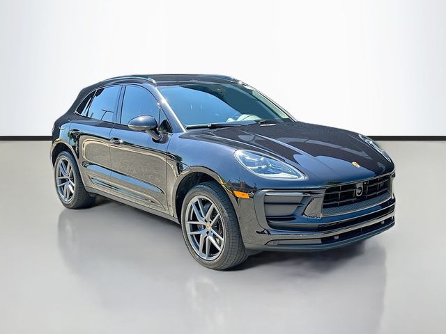 2023 Porsche Macan Base