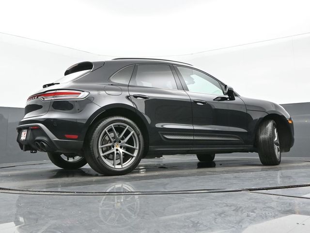 2023 Porsche Macan Base