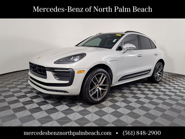 2023 Porsche Macan 